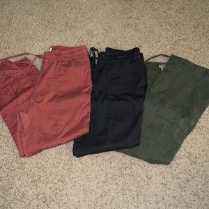 2 pairs Loft Lou & Grey utility cargo jogger pants size medium pink/gray drawstr